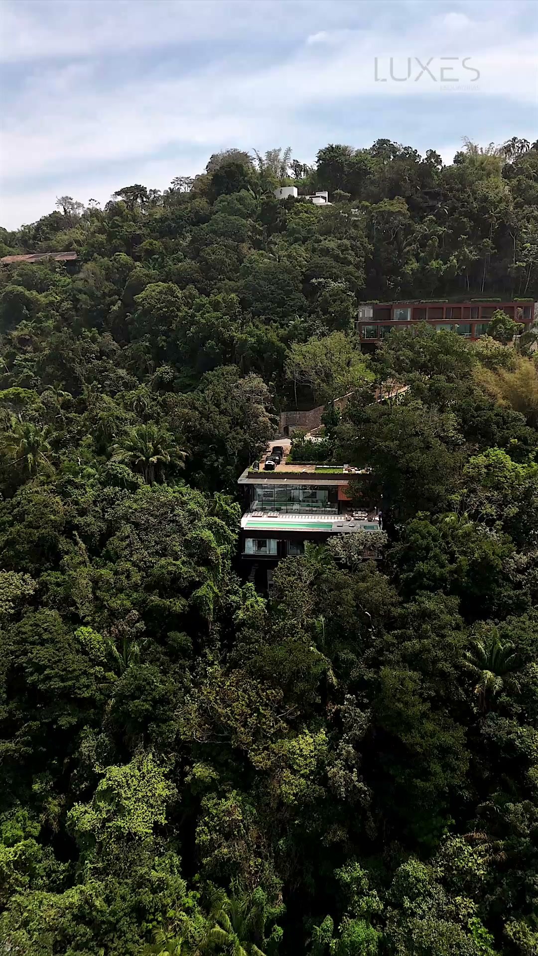 V&iacute;deo ES Guaruj&aacute; &mdash; Luxes Esquadrias